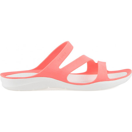 Różowe klapki Crocs z płaską podeszwą