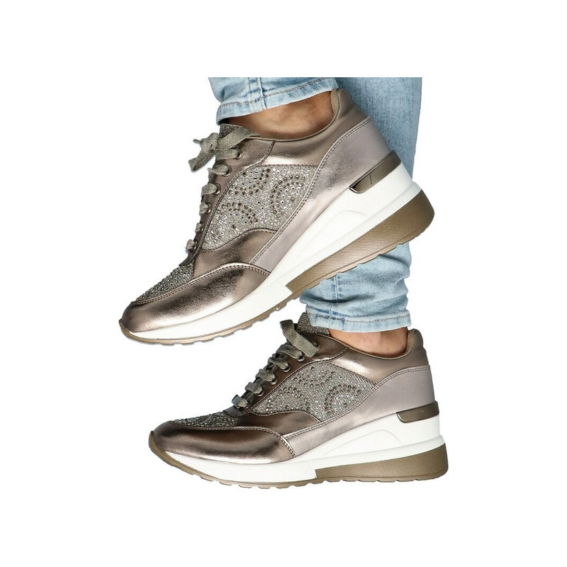 Sneakersy Menbur sznurowane