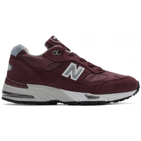 Sneakersy New Balance sznurowane z płaską podeszwą