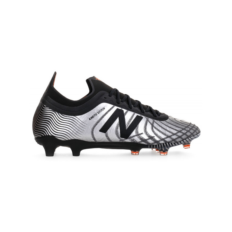 Srebrne buty sportowe New Balance sznurowane