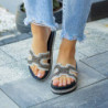 Srebrne klapki sklep-szpilka24 w stylu casual z płaską podeszwą