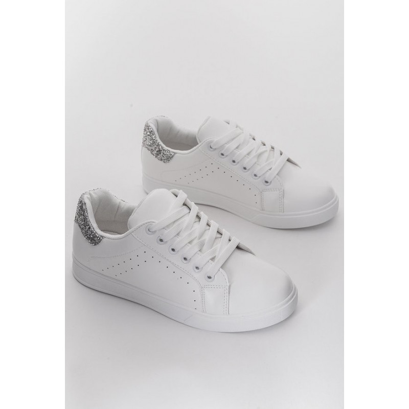 Trampki Gemre.com.pl z płaską podeszwą sznurowane w sportowym stylu