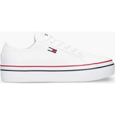 Trampki Tommy Hilfiger z płaską podeszwą w sportowym stylu