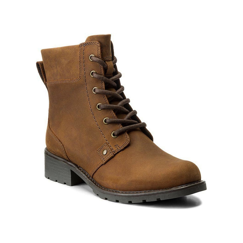 Trapery damskie Clarks na platformie sznurowane