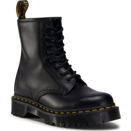 Trapery damskie Dr. Martens ze skóry sznurowane
