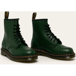Trapery damskie Dr. Martens ze skóry z płaską podeszwą