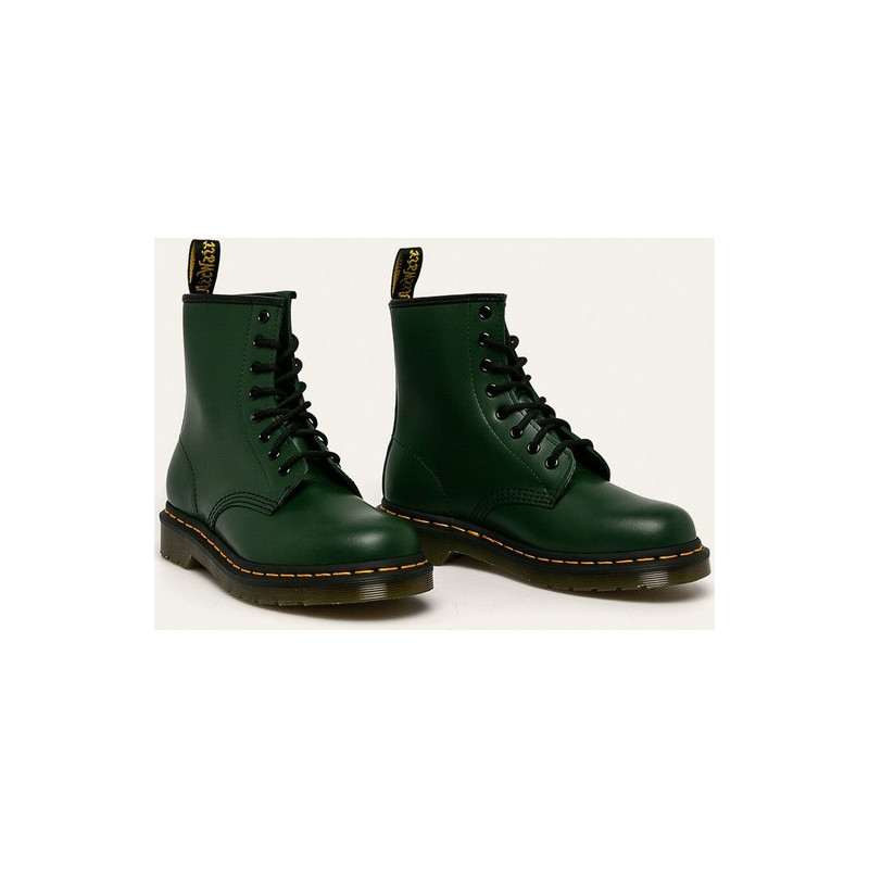 Trapery damskie Dr. Martens ze skóry z płaską podeszwą