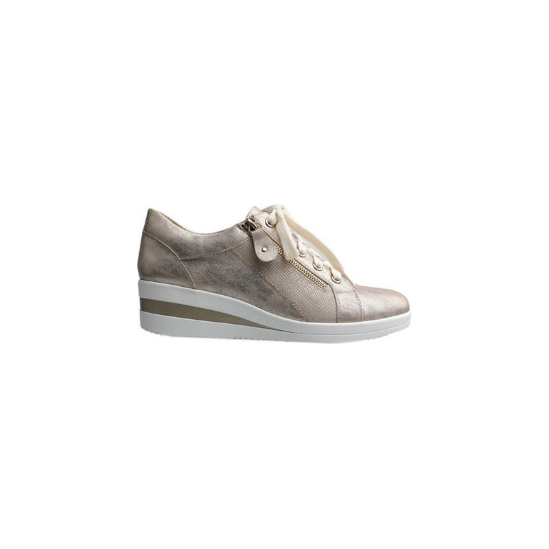 Złote półbuty Go Soft w stylu casual