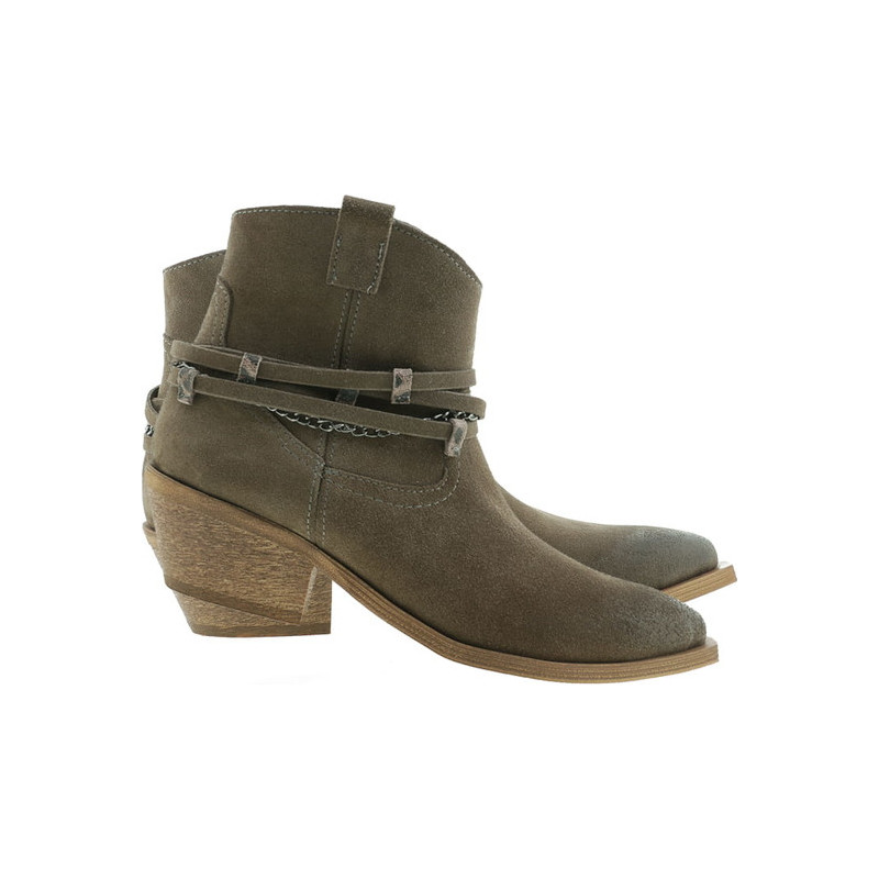Botki Lafemmeshoes na zamek w stylu boho na obcasie