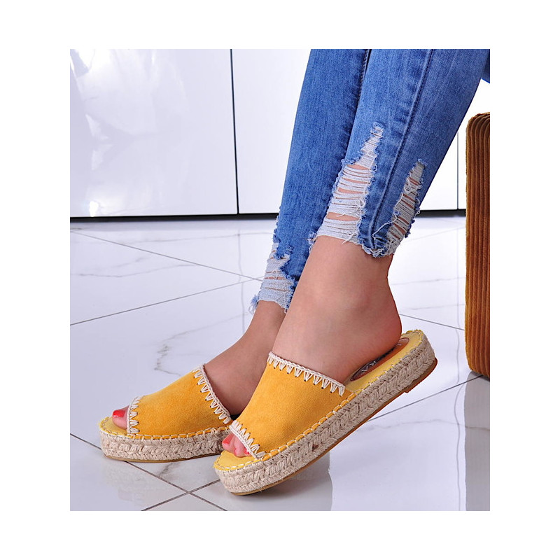 Żółte espadryle Pantofelek24 z tkaniny w stylu casual
