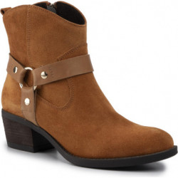 Botki Nessi na zamek