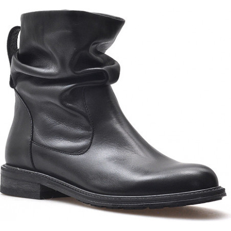 Botki Nessi w stylu casual