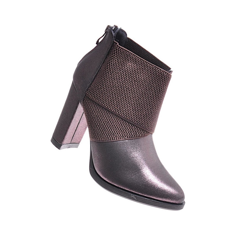 Botki Pantofelek24 na zamek