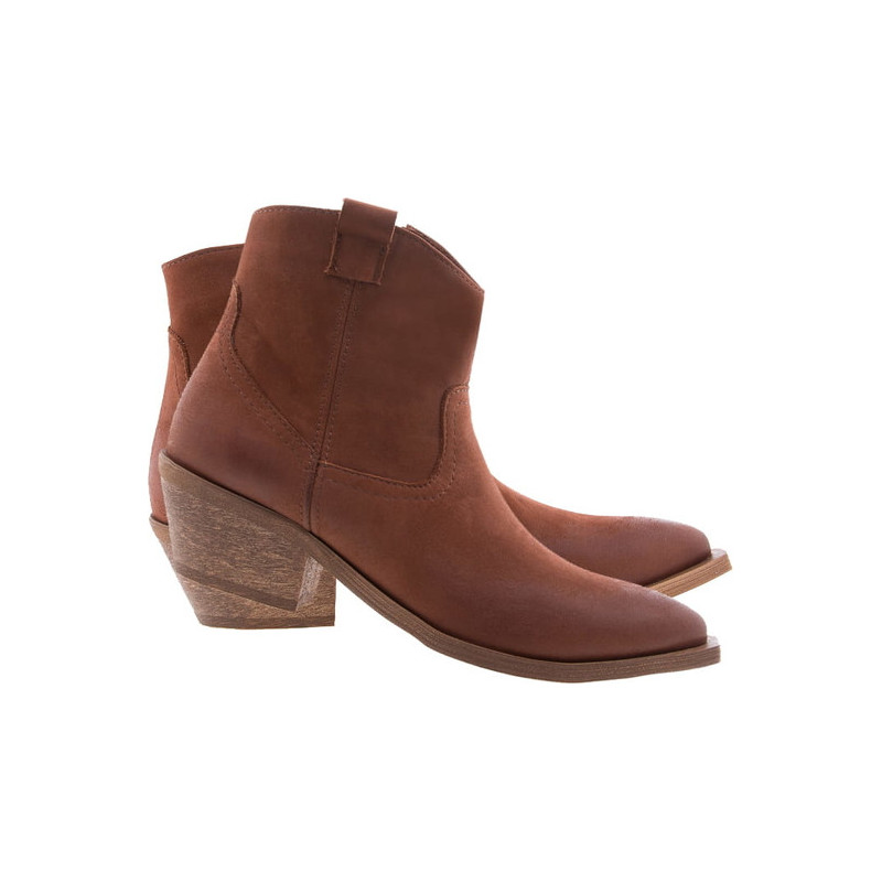 Brązowe botki Lafemmeshoes na obcasie w stylu klasycznym ze skóry