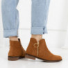 Brązowe botki Royalfashion.pl z płaską podeszwą w stylu casual