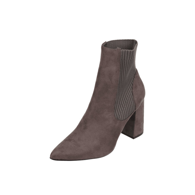 Brązowe botki Steve Madden na obcasie