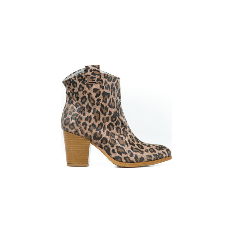 Brązowe botki Zapato na zamek w stylu boho
