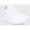 Buty sportowe Adidas Originals w sportowym stylu