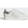 Buty sportowe Adidas Originals w sportowym stylu sznurowane