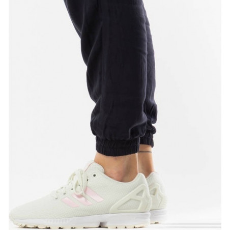 Buty sportowe Adidas Originals w sportowym stylu z płaską podeszwą zx flux