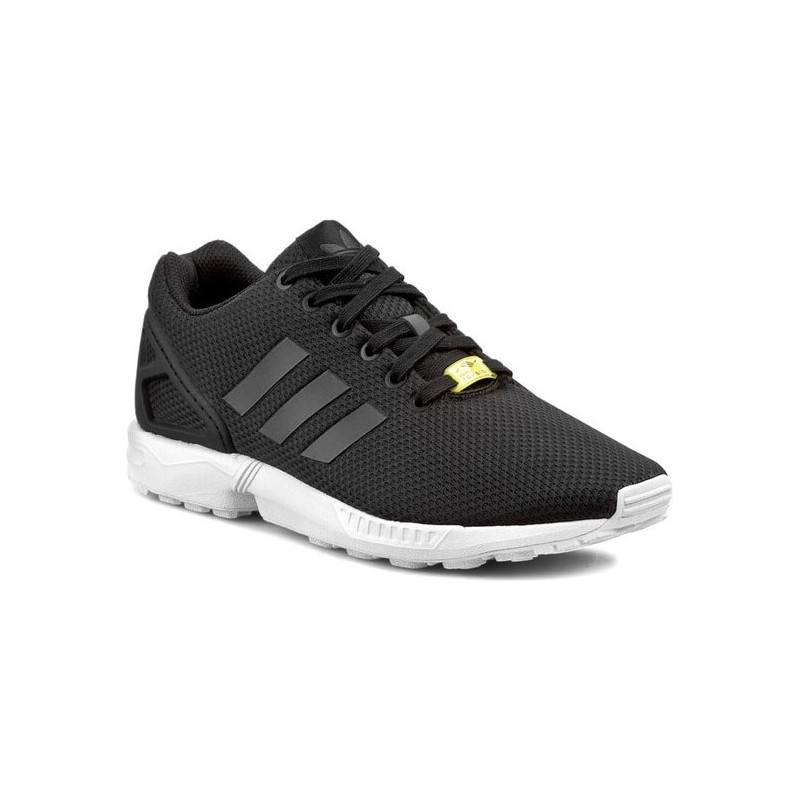 Buty sportowe Adidas sznurowane w sportowym stylu z płaską podeszwą