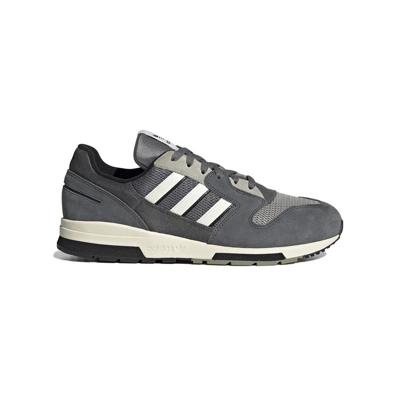 Buty sportowe Adidas w sportowym stylu