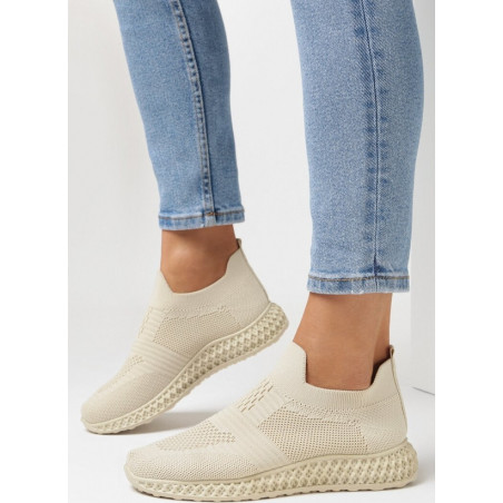 Buty sportowe born2be w sportowym stylu z płaską podeszwą