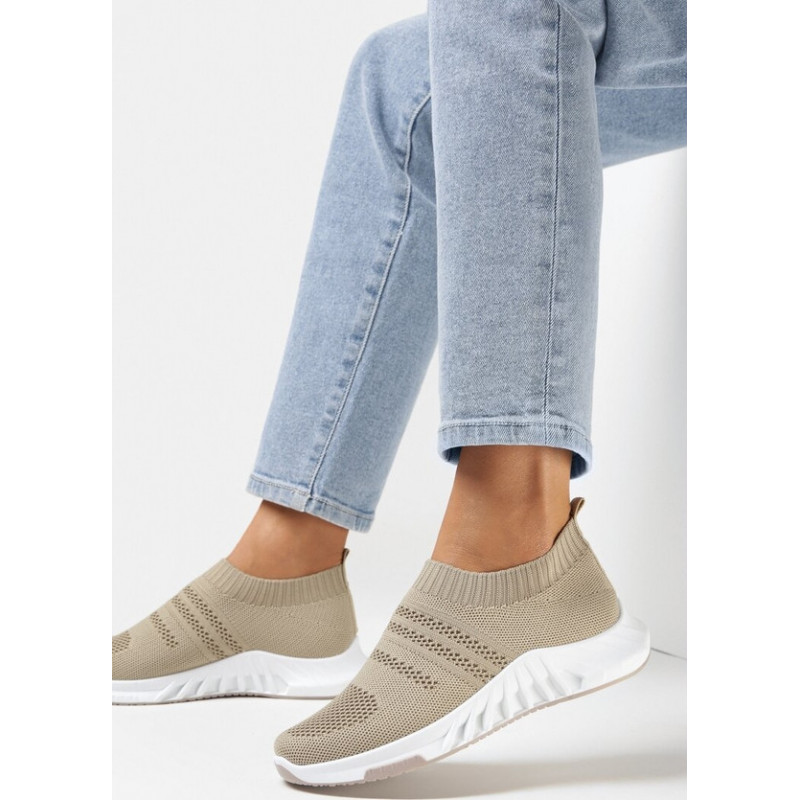 Buty sportowe born2be w sportowym stylu z płaską podeszwą sznurowane