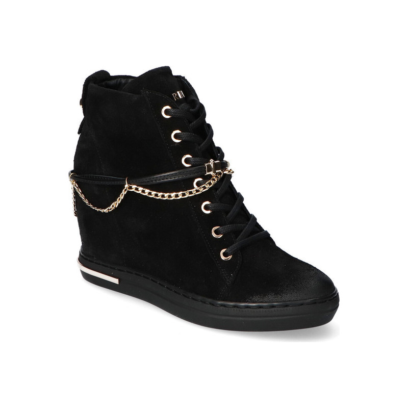 Buty sportowe Carinii