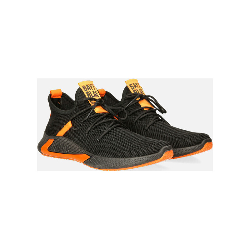 Buty sportowe Casu sznurowane