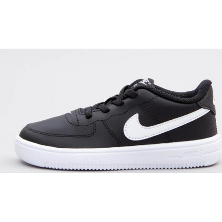 Buty sportowe dziecięce Nike sznurowane
