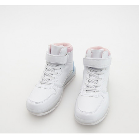 Buty sportowe dziecięce Reserved sznurowane