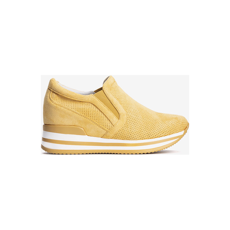 Buty sportowe Gemre.com.pl w sportowym stylu
