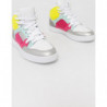 Buty sportowe Guess sznurowane