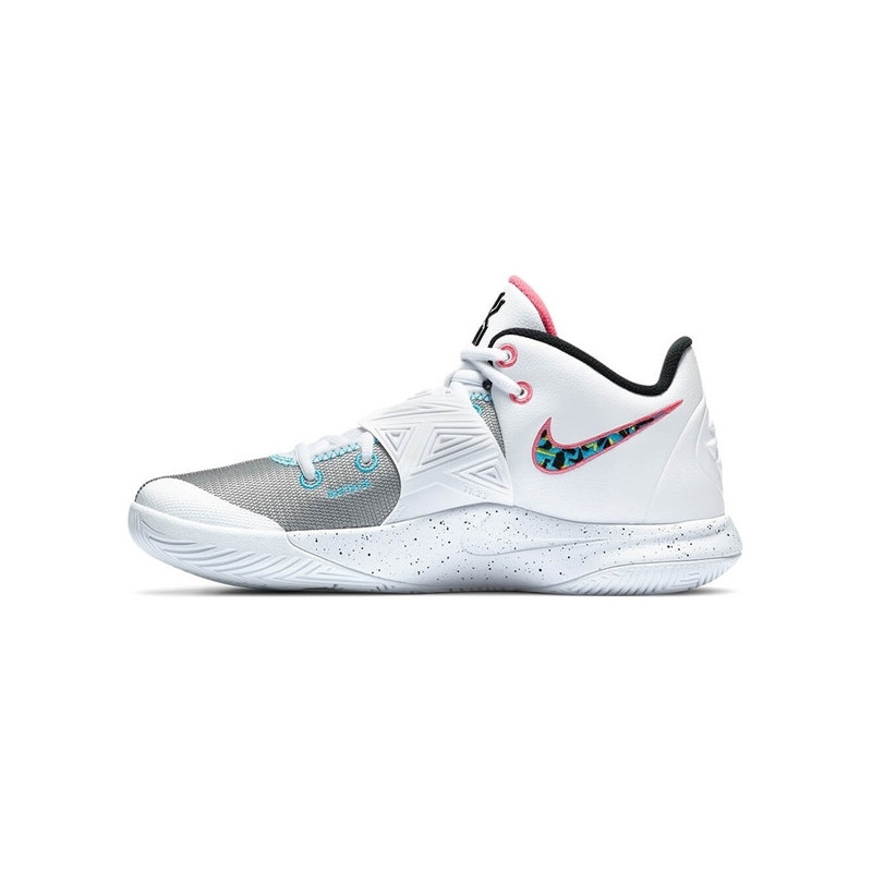 Buty sportowe Jordan sznurowane w sportowym stylu