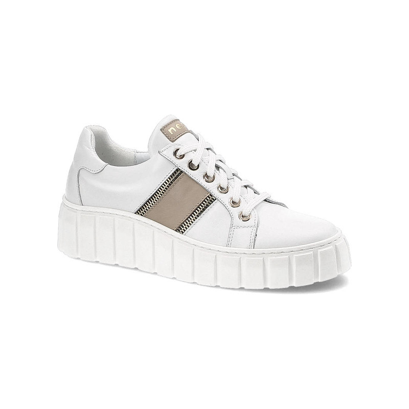 Buty sportowe Nessi sznurowane