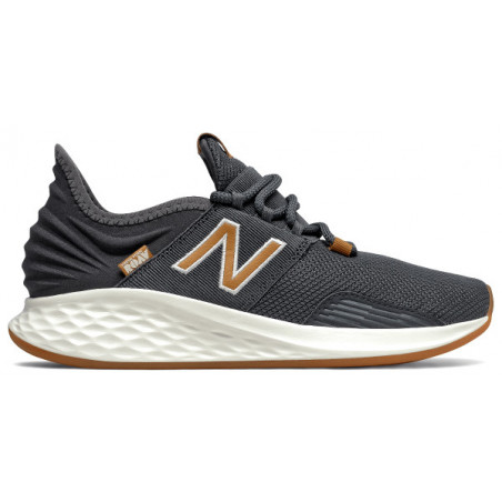 Buty sportowe New Balance sznurowane z płaską podeszwą