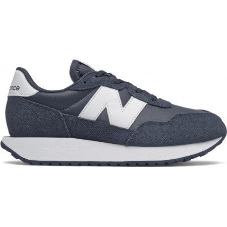 Buty sportowe New Balance z zamszu w sportowym stylu sznurowane
