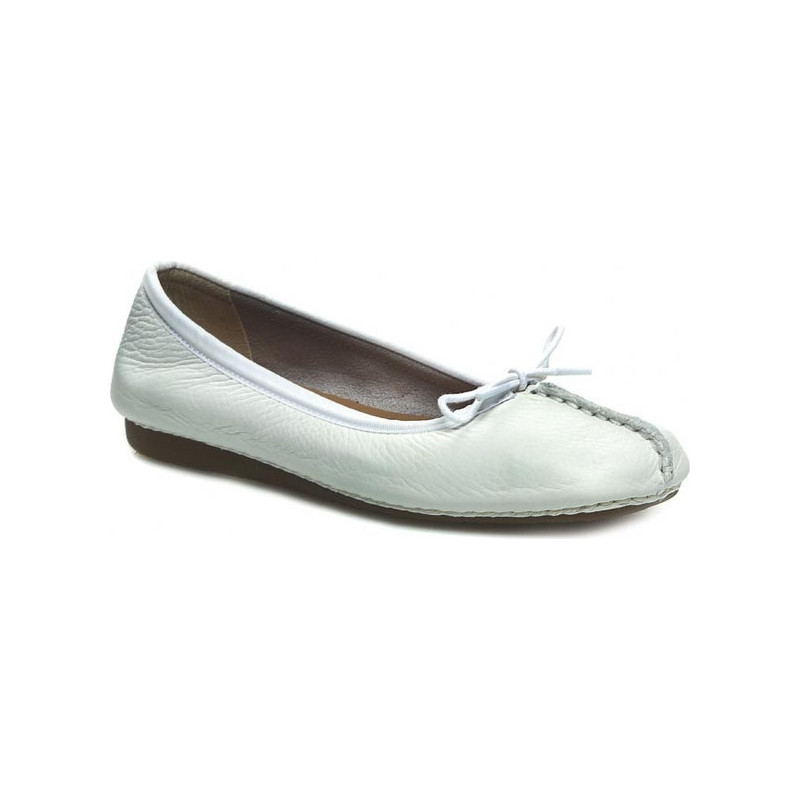 Baleriny Clarks ze skóry w stylu casual z płaską podeszwą