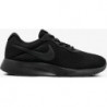 Buty sportowe Nike w sportowym stylu sznurowane