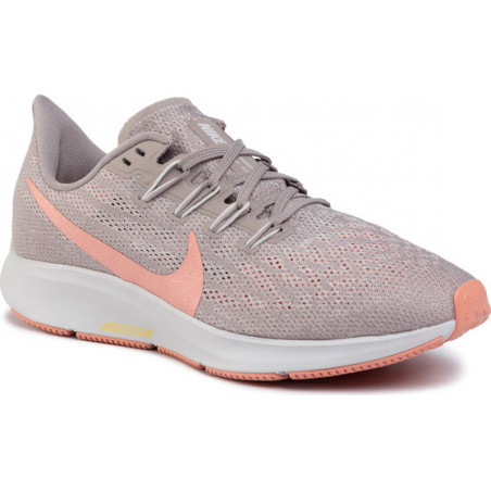 Buty sportowe Nike zoom z płaską podeszwą sznurowane