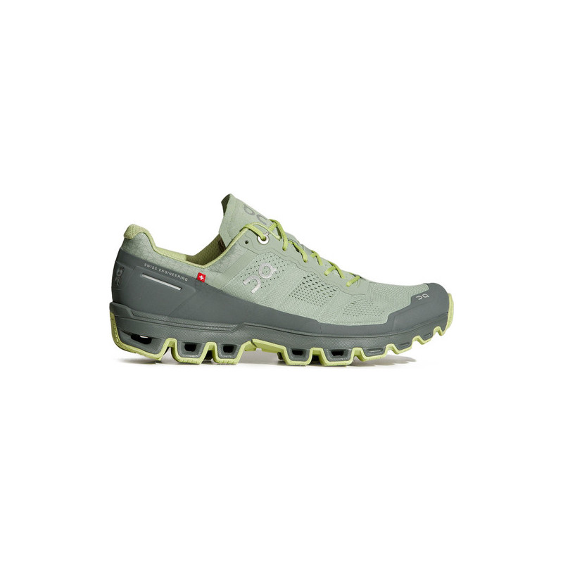 Buty sportowe On Running sznurowane z płaską podeszwą
