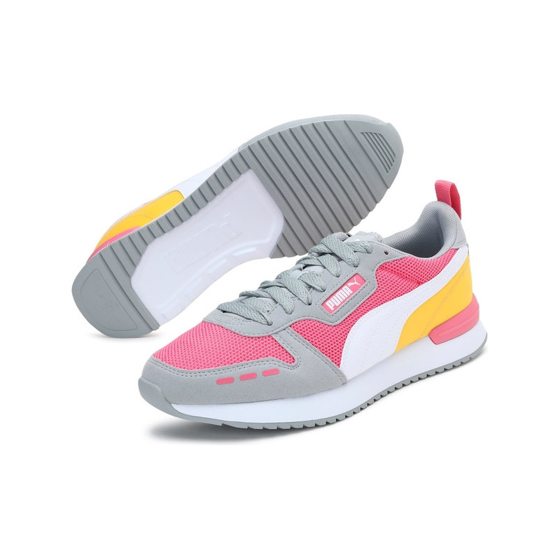 Buty sportowe Puma z płaską podeszwą w sportowym stylu