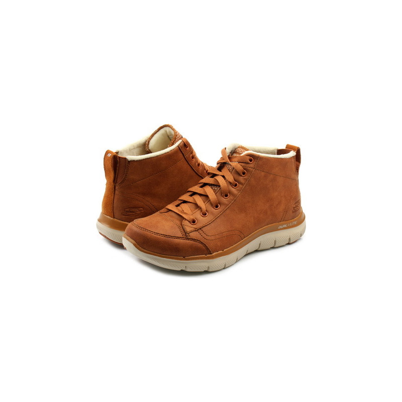Buty sportowe Skechers z płaską podeszwą sznurowane