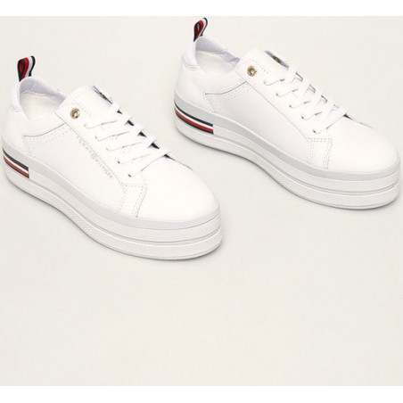 Buty sportowe Tommy Hilfiger ze skóry ekologicznej w sportowym stylu