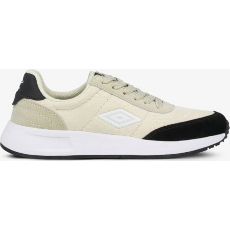 Buty sportowe Umbro z płaską podeszwą sznurowane
