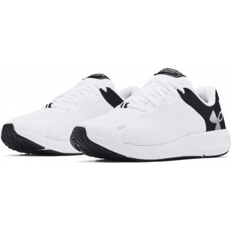 Buty sportowe Under Armour w sportowym stylu sznurowane