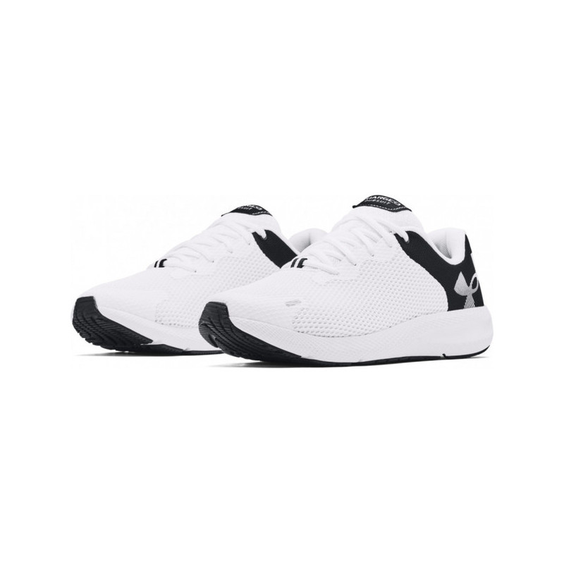 Buty sportowe Under Armour w sportowym stylu sznurowane