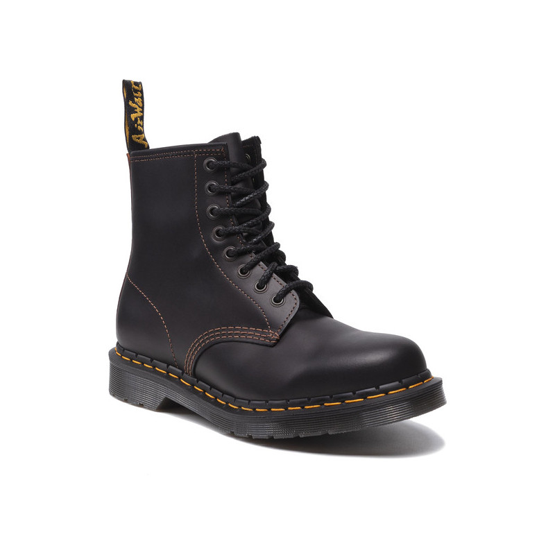 Buty zimowe Dr. Martens sznurowane w stylu casual