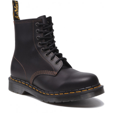 Buty zimowe Dr. Martens sznurowane w stylu casual